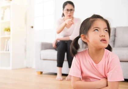 والدین سخت گیر