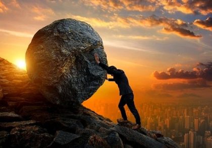 موفقیت یک شبه به دست نمی آید و حاصل تلاش و کوشش مستمر است.