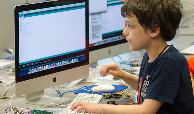 کلاس تابستانه فشار به دانش آموزان